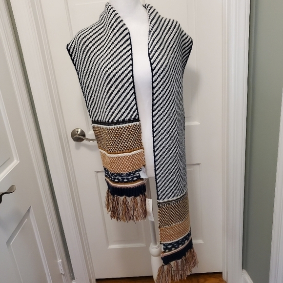 Sole Society Navy Blue with Fringe Winter Scarf, Classic, Business Casual - Picture 5 of 11